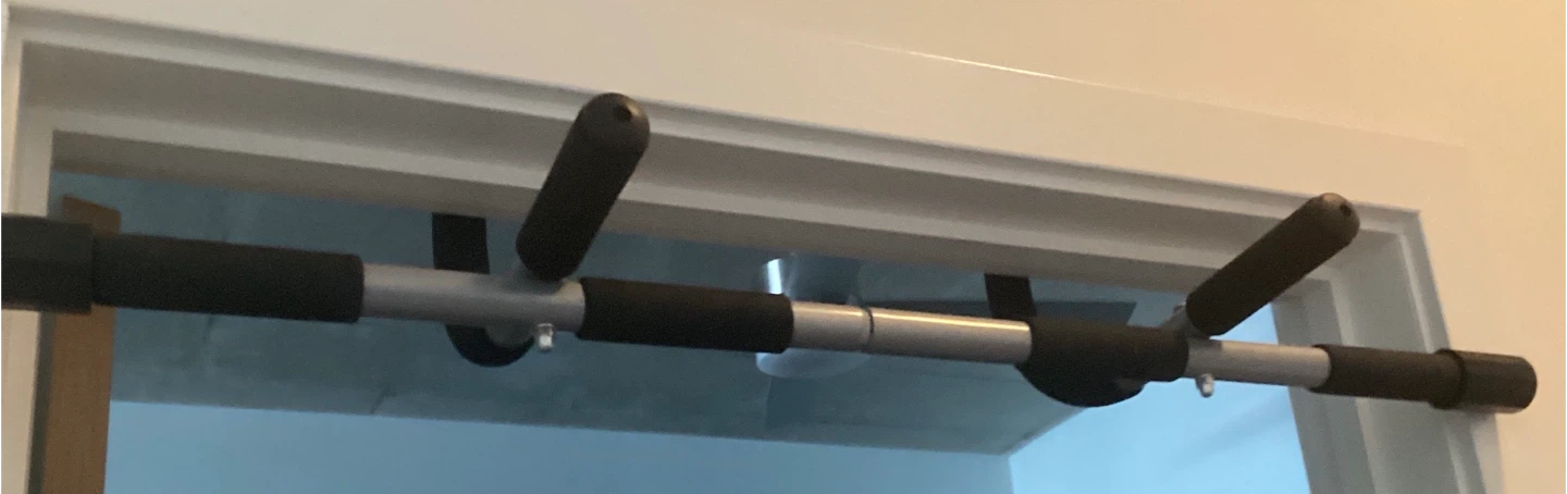 Pull Up Bar Doorway Exercise