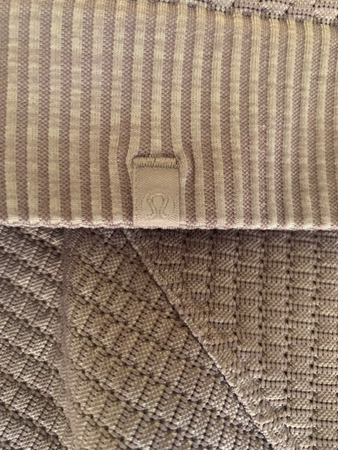 Lululemon Heathered Pink Blissful Addict Pullover - photo 3