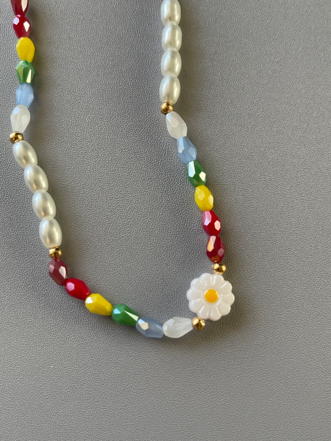 Colorful Beaded Necklace with Pearl and Daisy Accent - photo 2