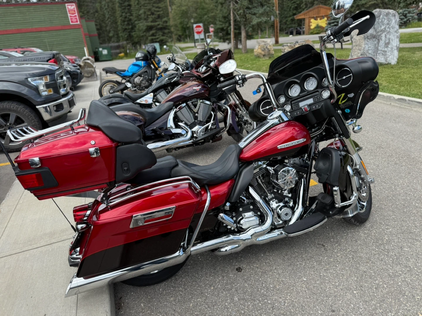 2013Harley Davidson Ultra LTD Touring Motorcycle - Red - photo 2