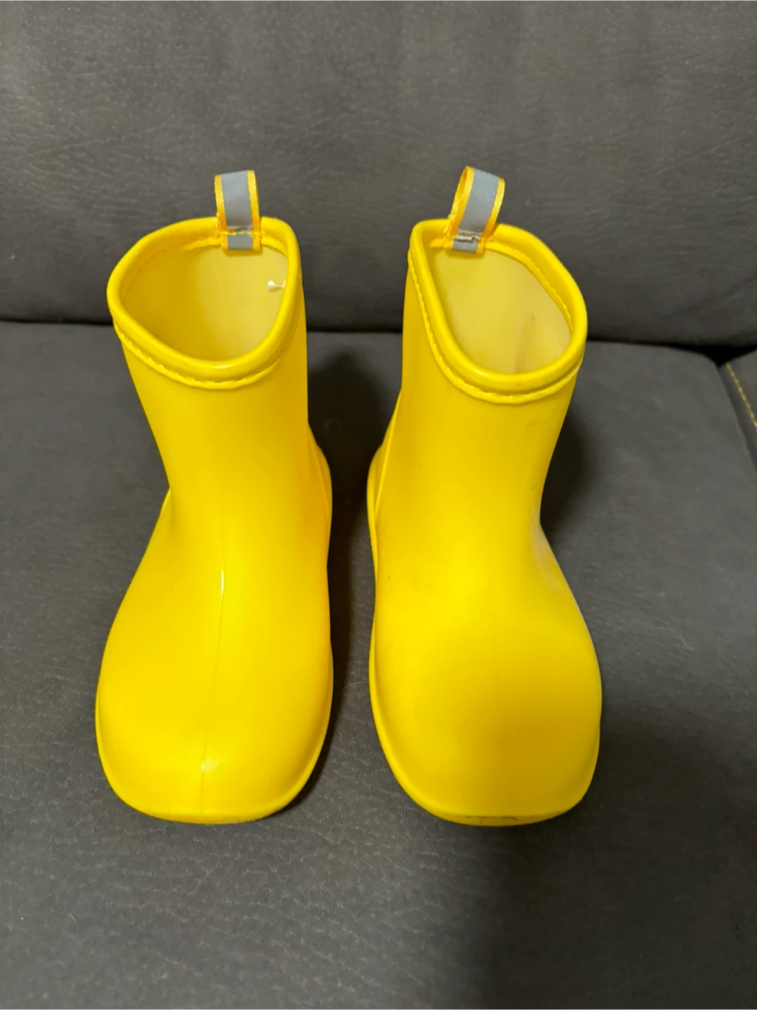 Hot Biscuits Yellow Rain Boots - Size 18.0 - photo 5
