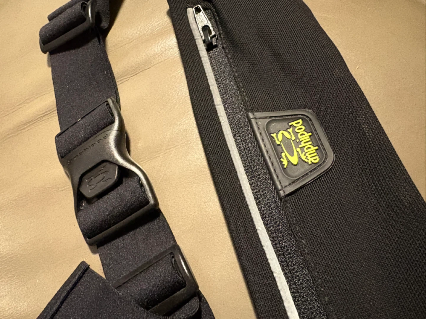 Amphipod Airflow Microstretch Plus Belt - Black - photo 2