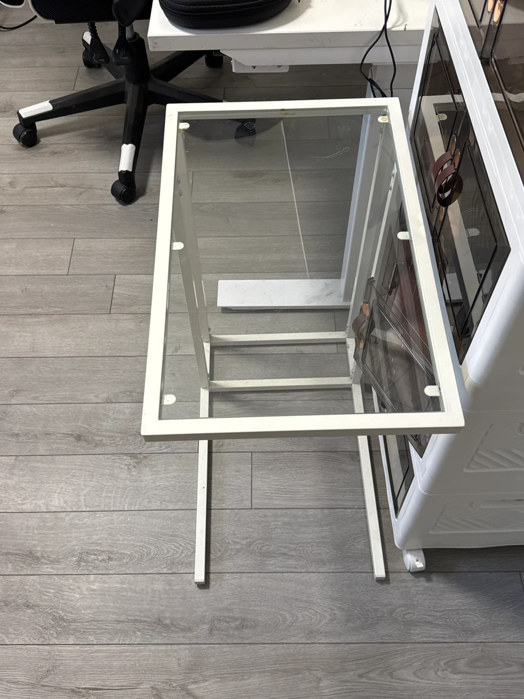 IKEA White Glass Top Side Table - photo 2