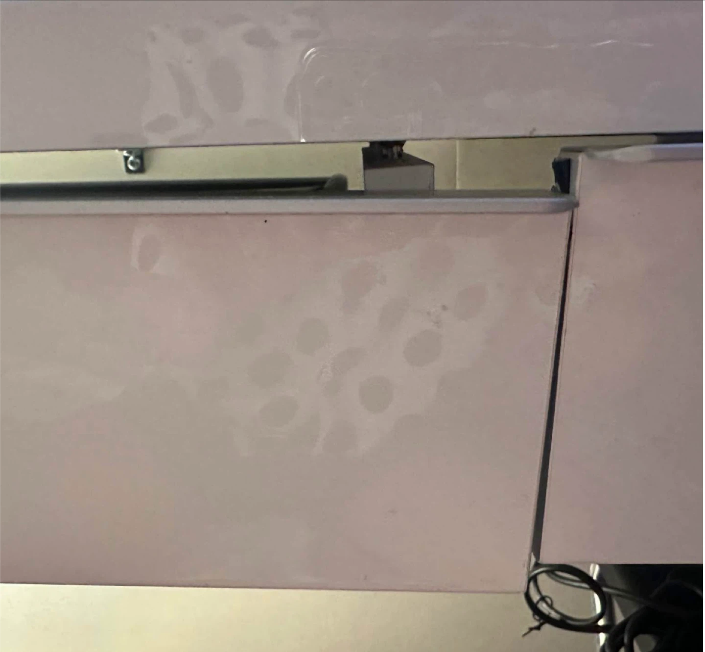 IKEA BESTÅ Desk – High-Gloss White - photo 3