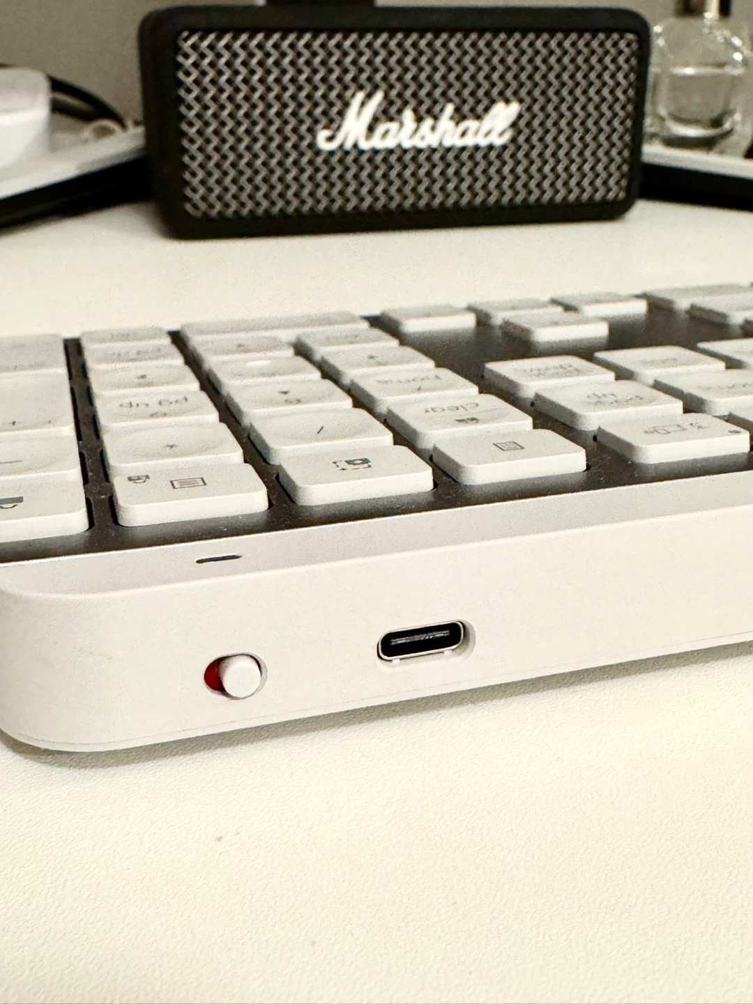 Logitech MX Keys S Wireless Keyboard Full Size - photo 2