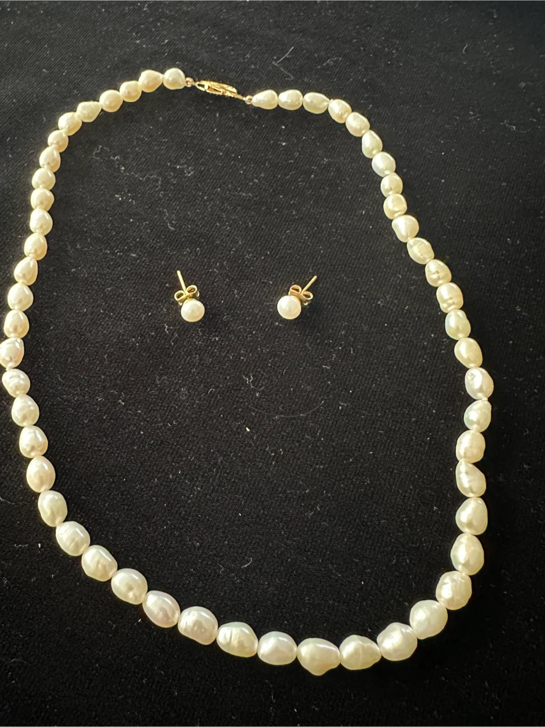 Pearl Necklace & Earring Set