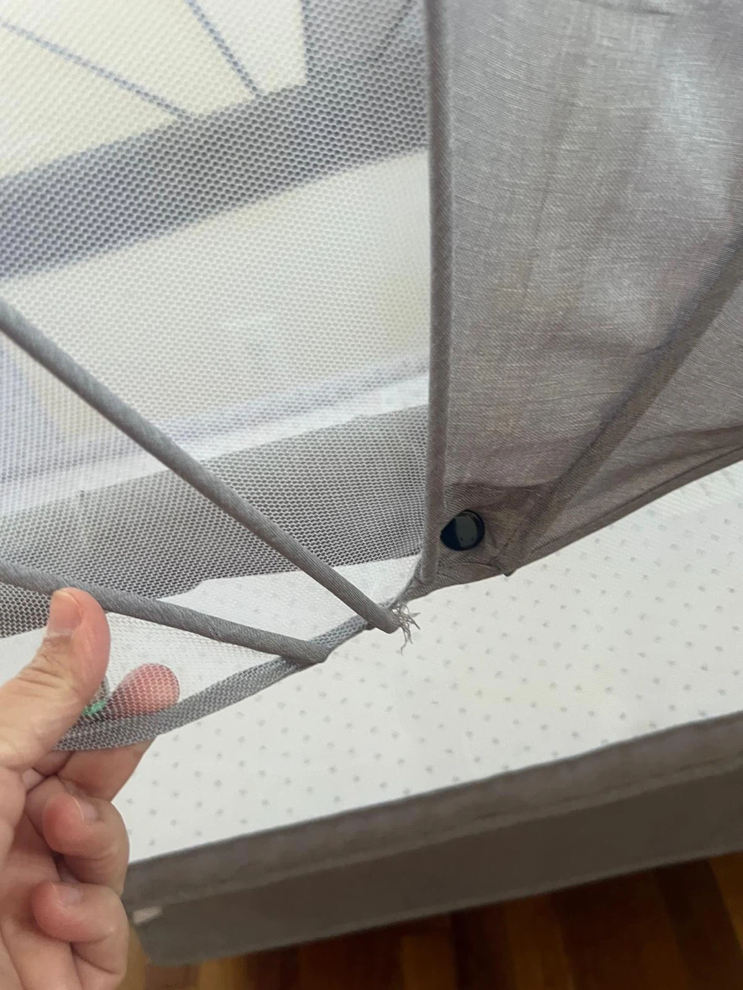 Baby Bassinet with Canopy - photo 4