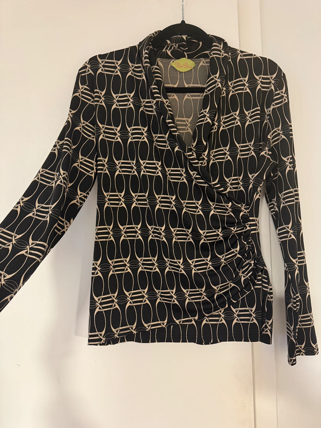 Prima  Bella Black & Beige Wrap Top