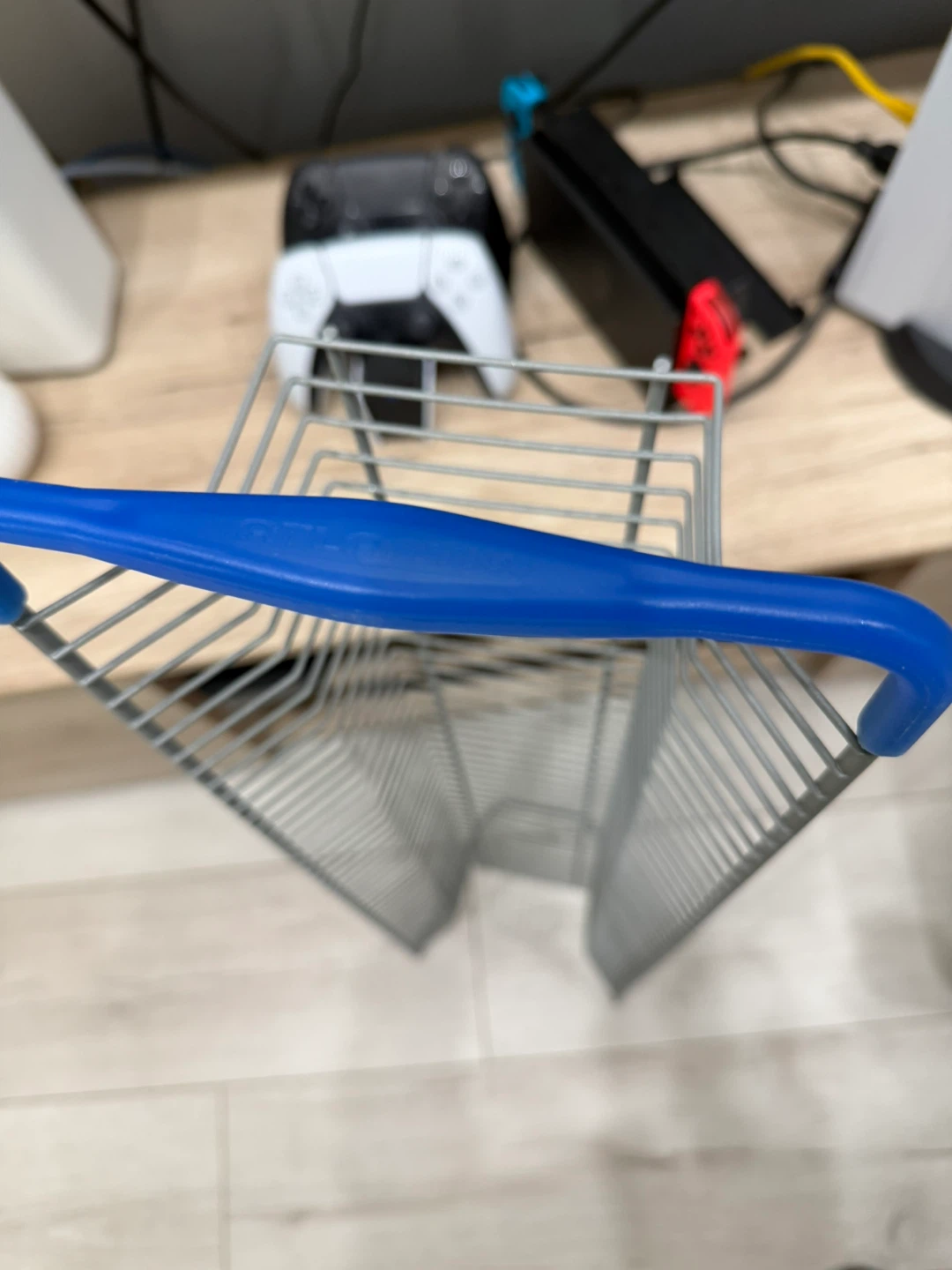 Wire CD/DVD/Game Storage Rack with Handle - photo 2