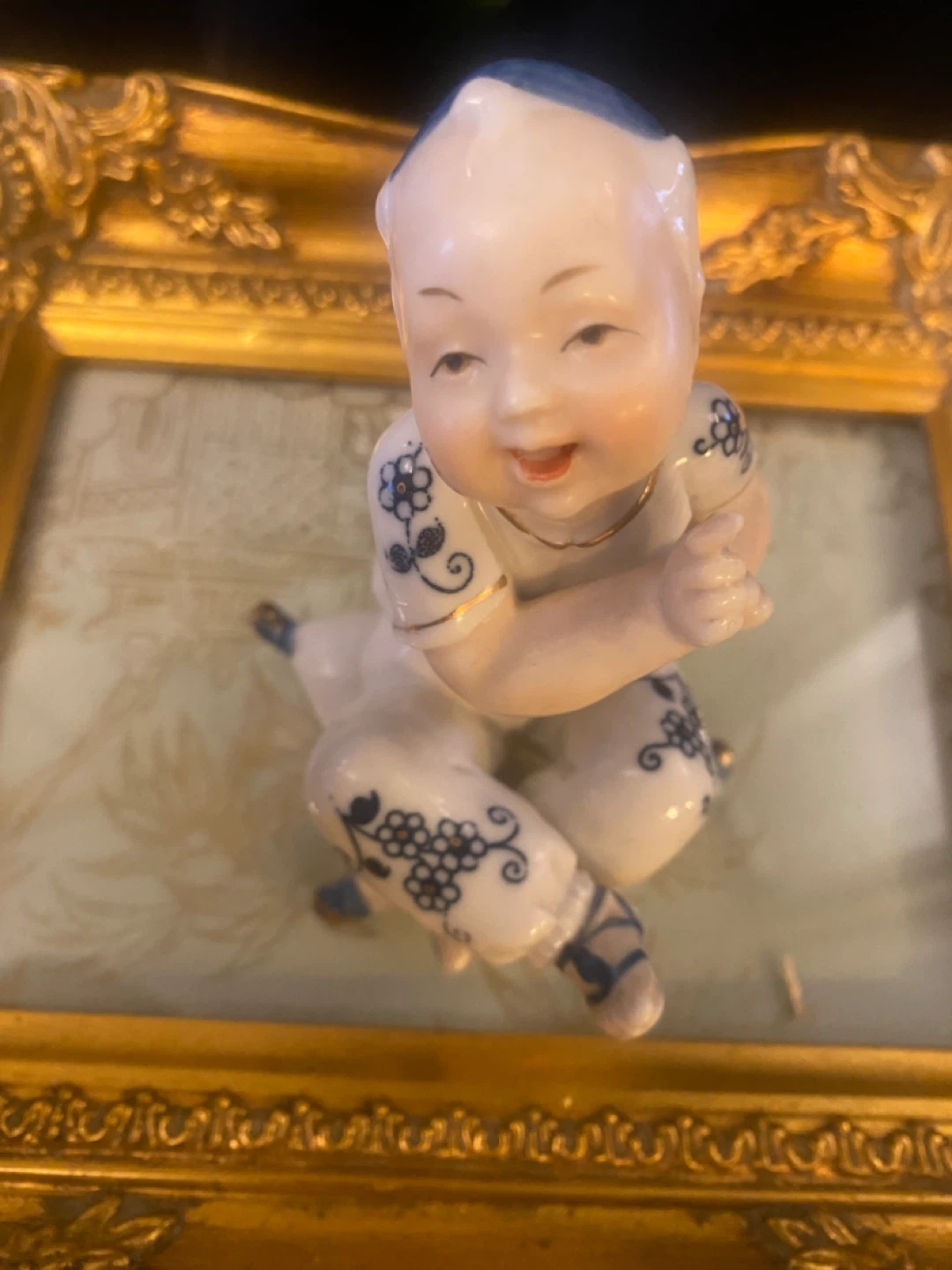 Vienna Woods Porcelain Figurine - photo 4