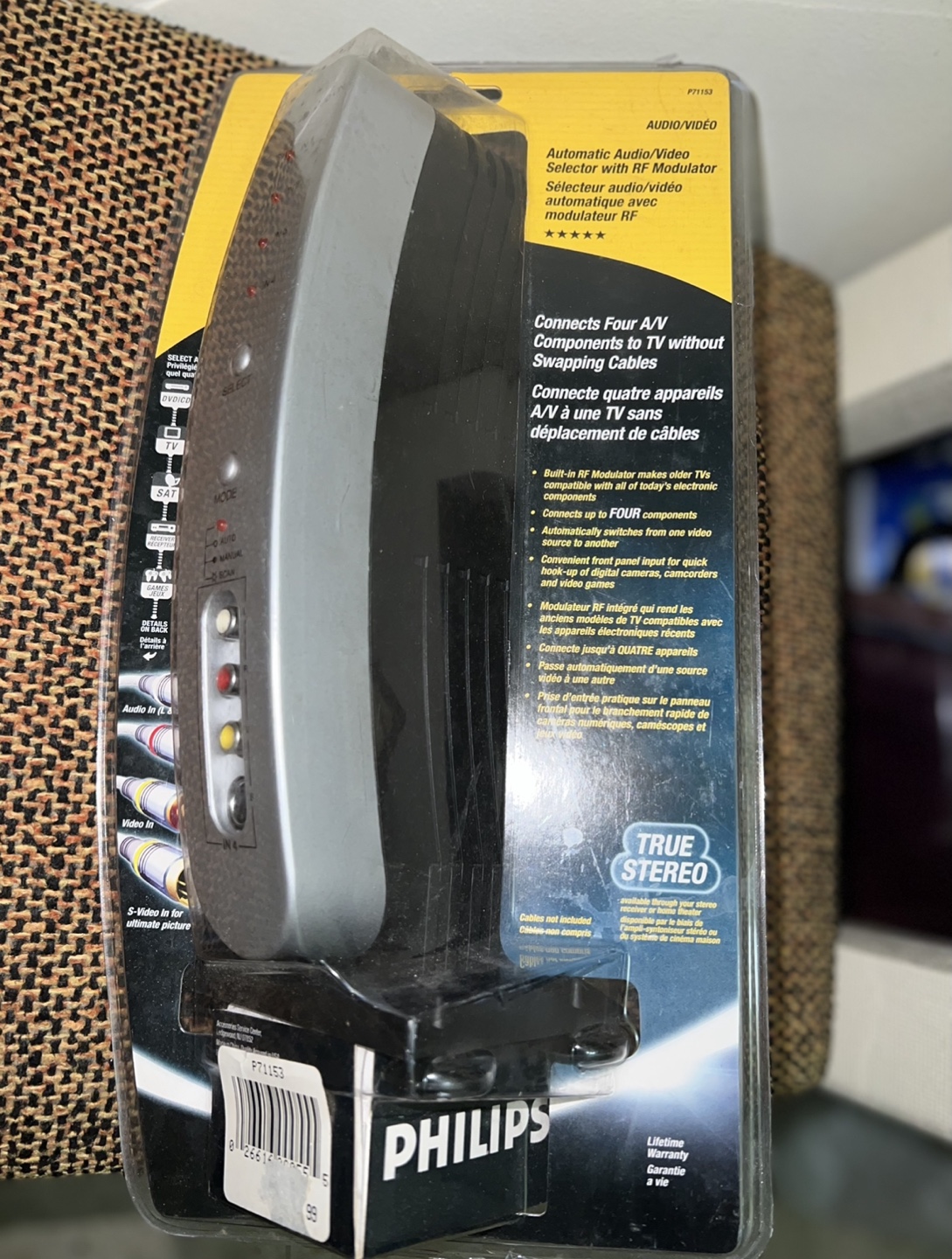 New Philips Audio/Video Selector w/ RF Modulator