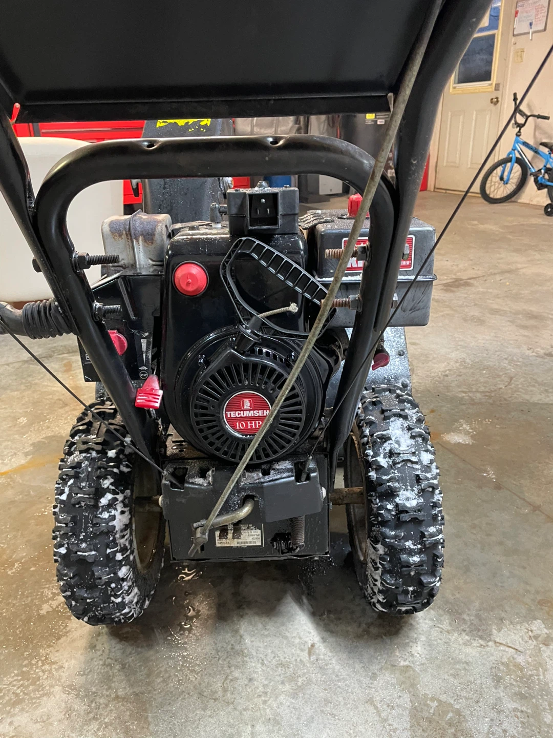 10hp 29” snow blower - photo 3