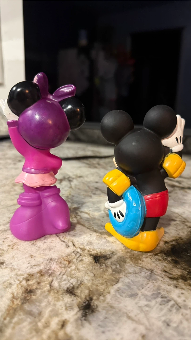 Mickey & Minnie Mouse Figures - photo 2