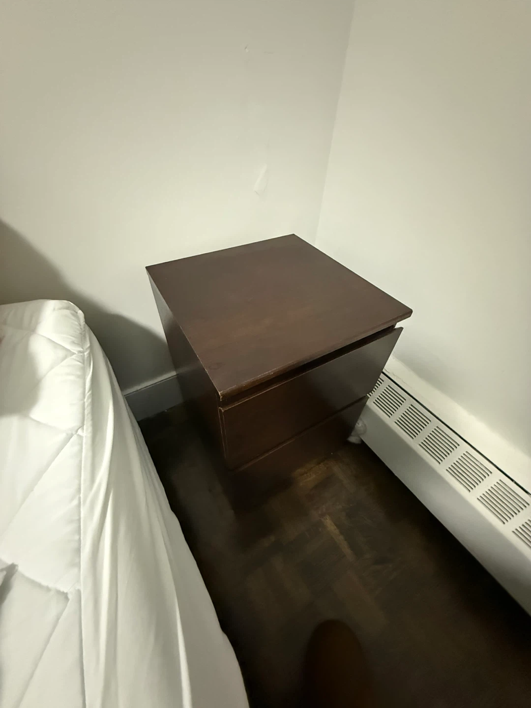 Brown Wood Nightstand with 2 Drawers🥕 - photo 3