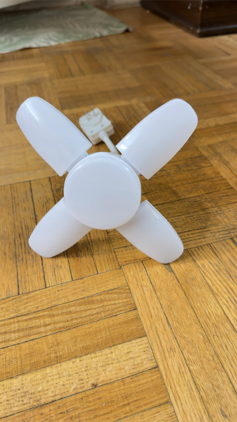 LED Garage Light - Deformable - photo 2