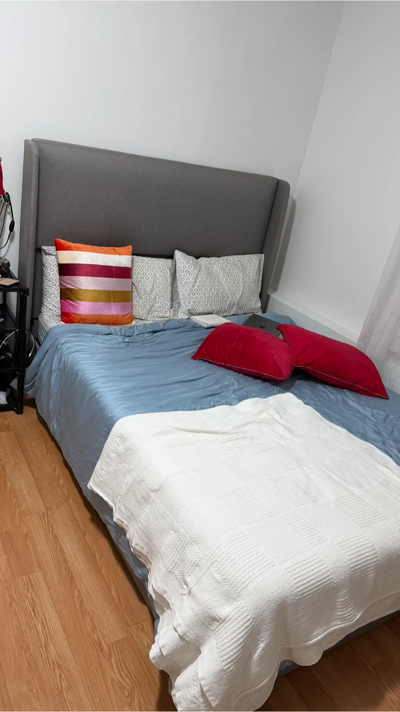 Kelly Clarkson Brooklinn Upholstered Platform Storage Bed - photo 3