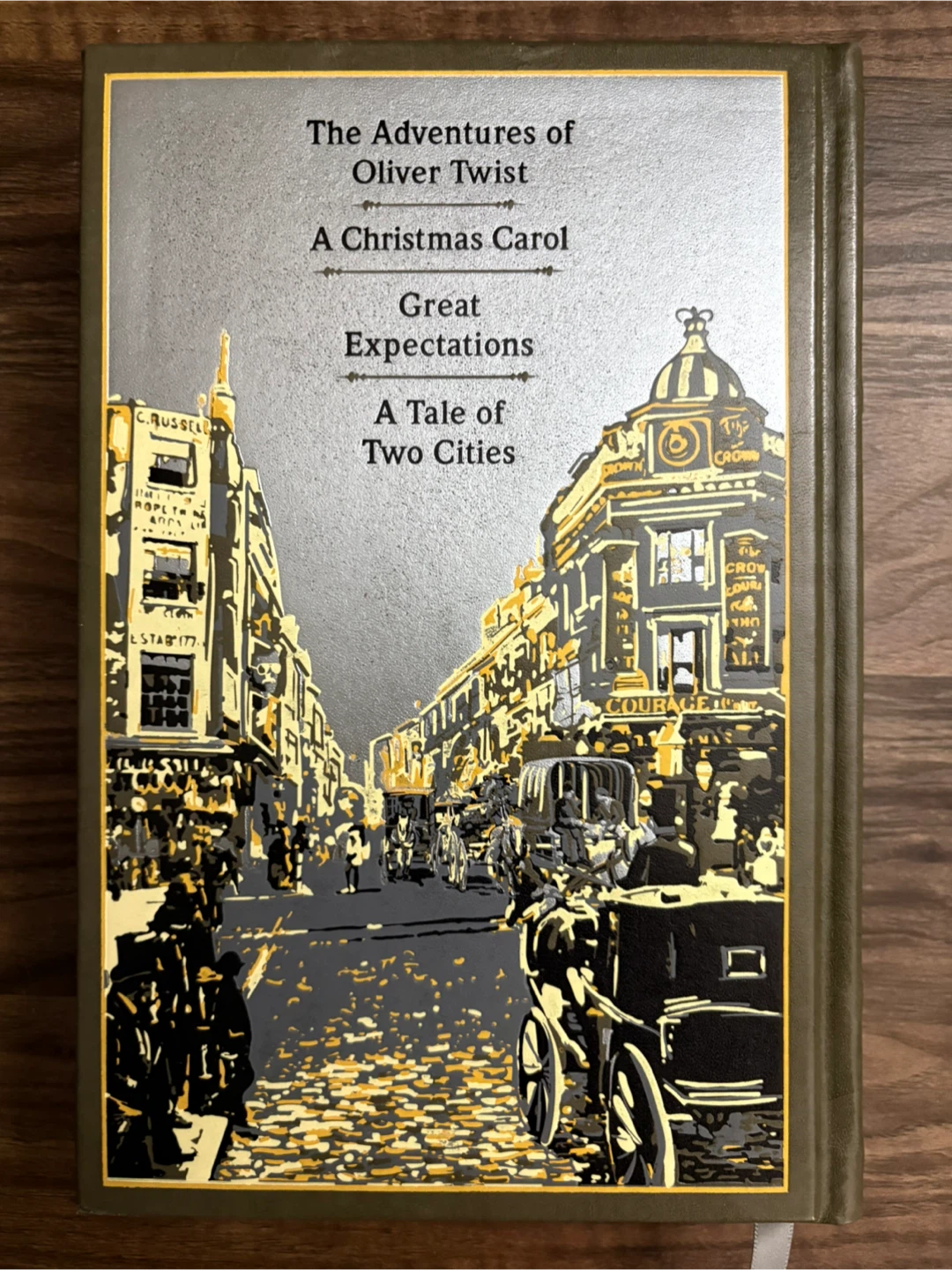 Charles Dickens: Four Novels - photo 3