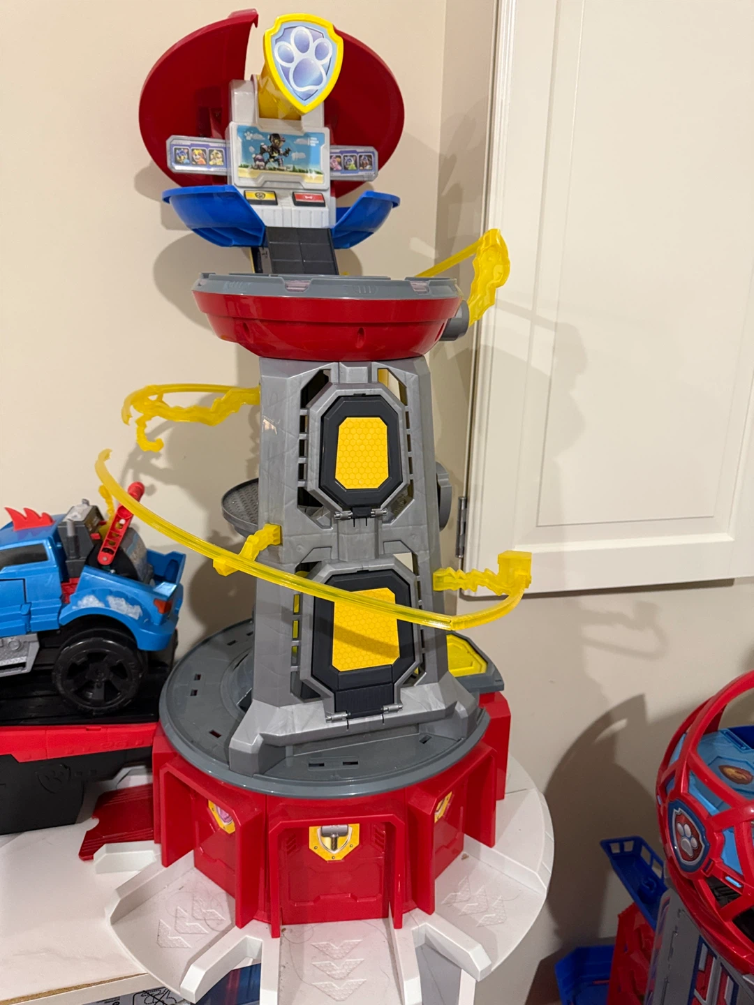 Paw Patrol Playsets Bundle