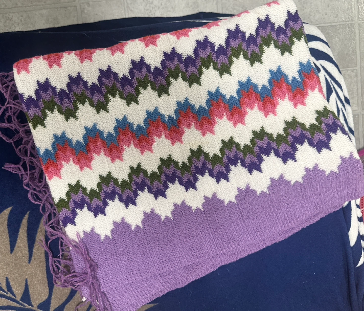 Purple & White Zigzag Pattern Scarf - photo 4