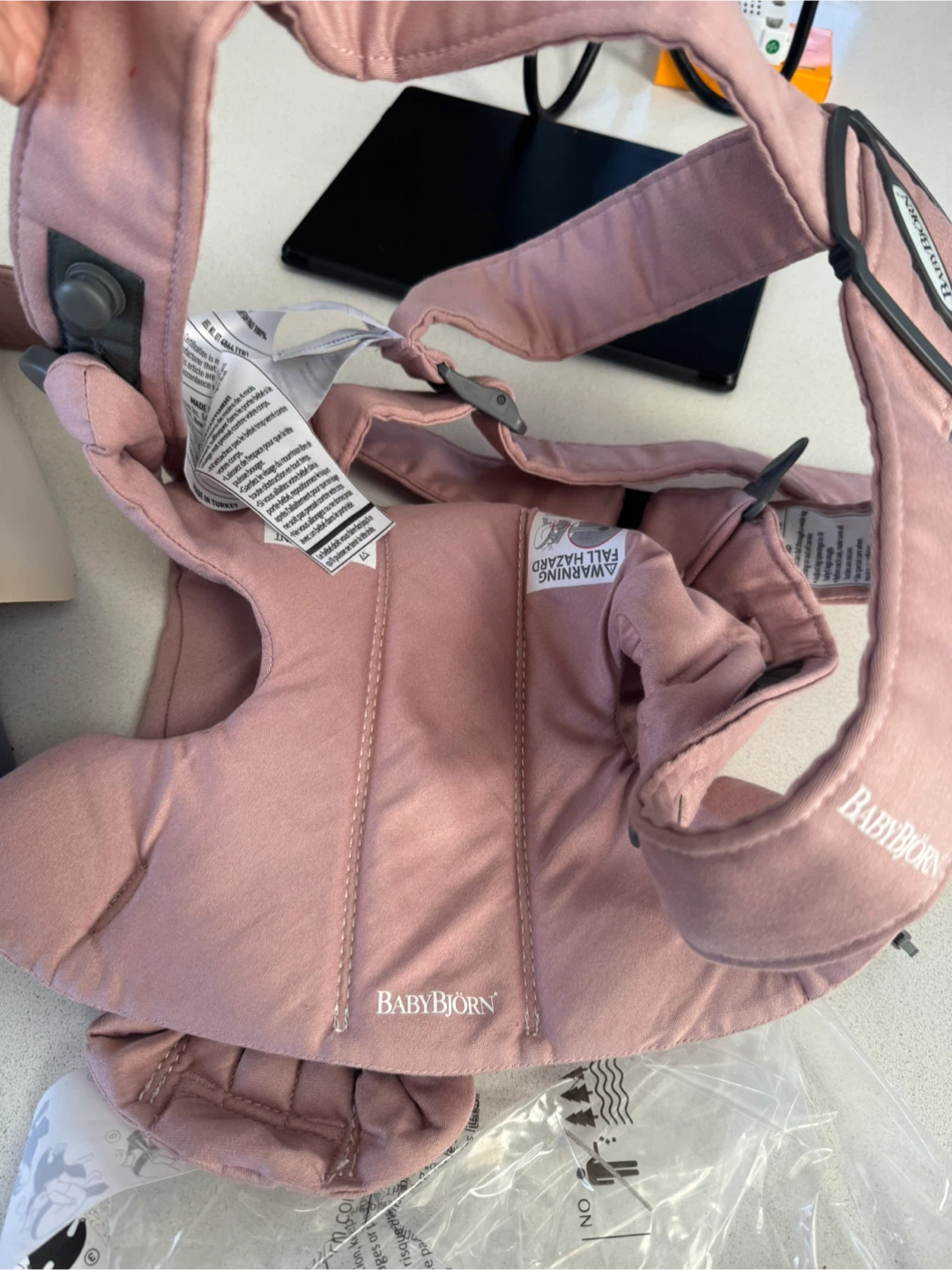 BabyBjorn Baby Carrier Mini - Dusty Pink - photo 3
