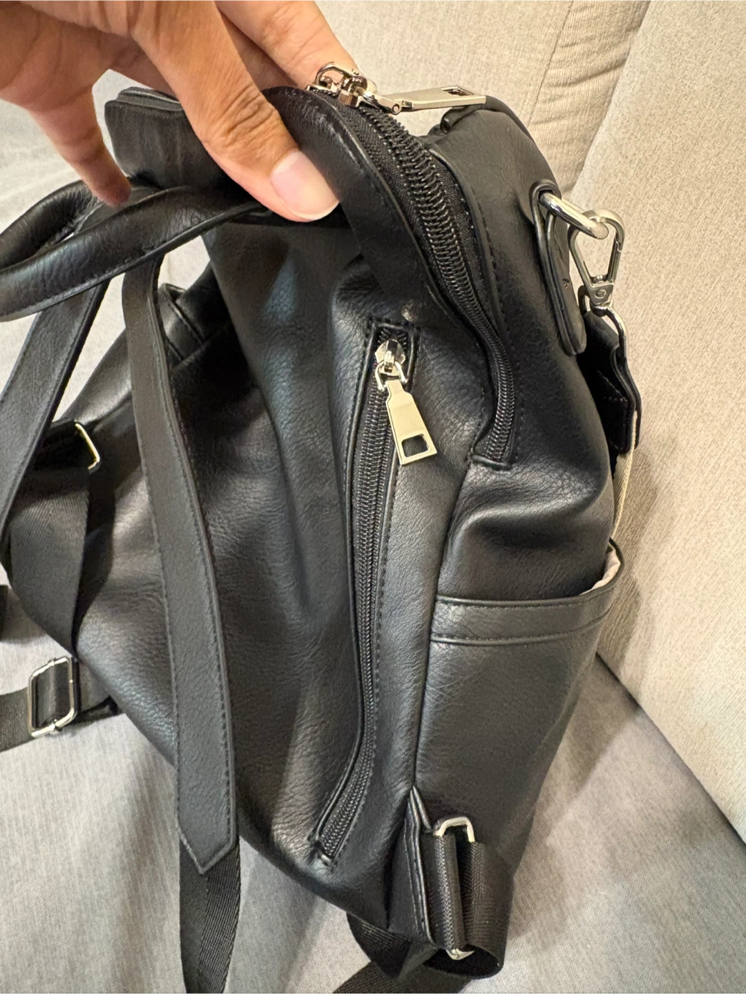 CLUCI Black Vegan Leather Backpack - photo 4