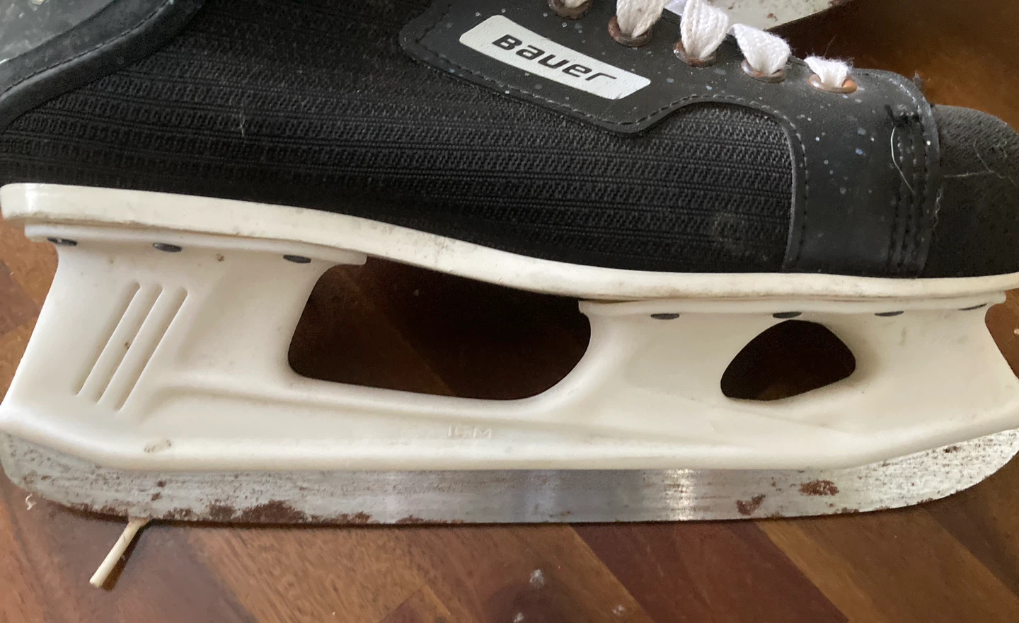 🥕 FREE Bauer Charger Ice Skates - Size 9D - photo 3