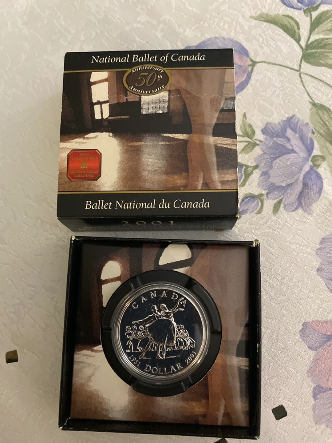 2001 Commemorative Coin