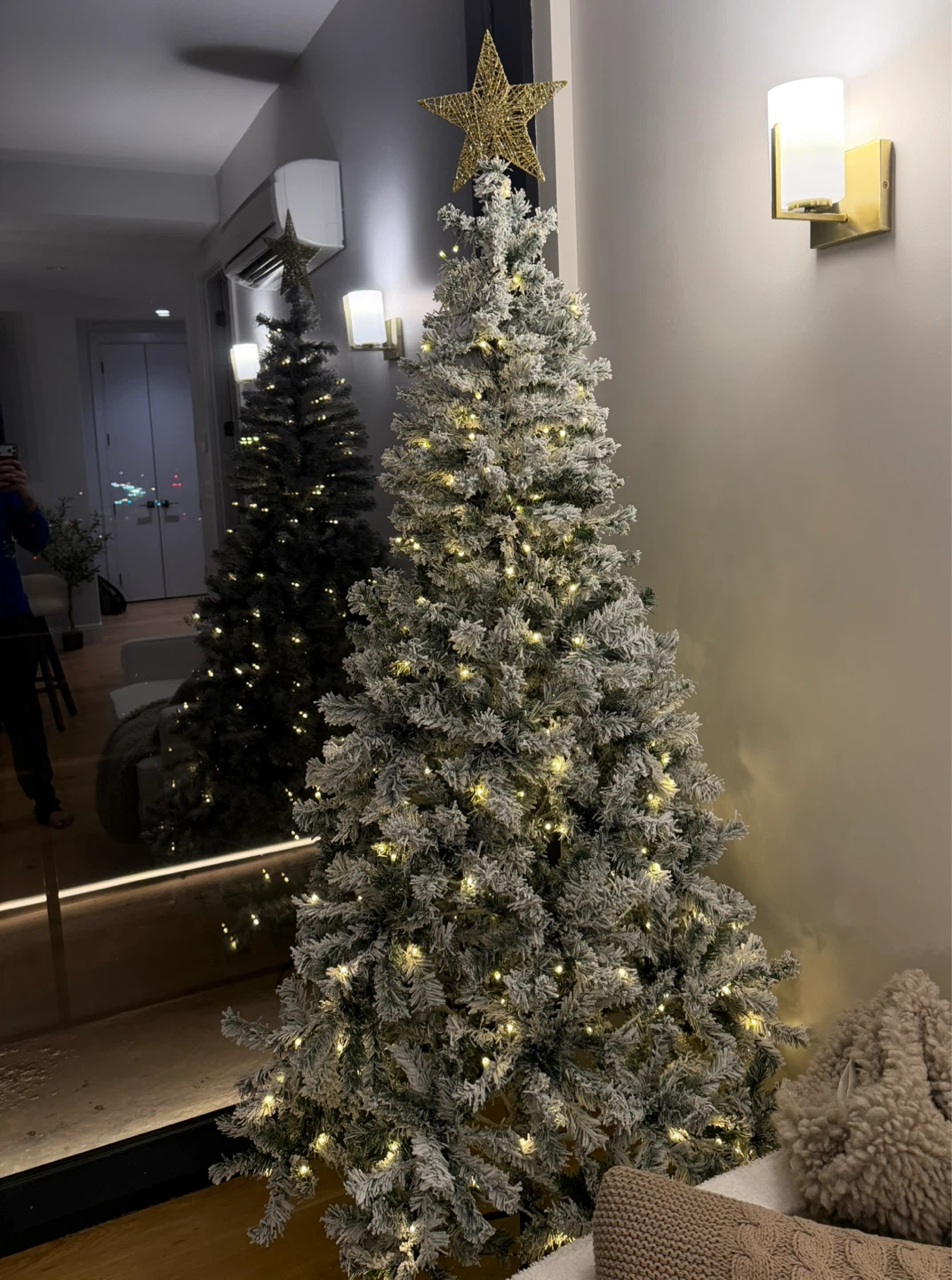 6.5’ Flocked Pre-Lit Christmas Tree with Ornaments Included - photo 2