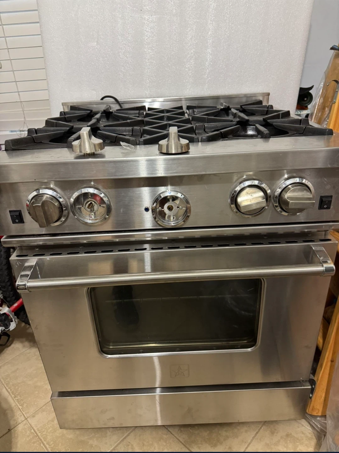 BlueStar RCS30-IR 30" Gas Range - photo 2
