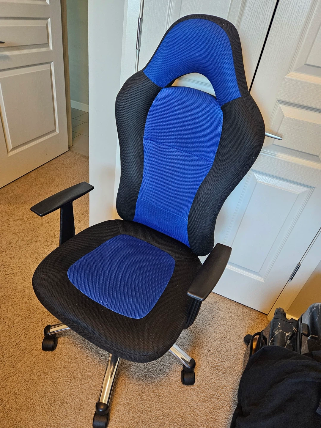 Blue & Black Gaming Chair - photo 2