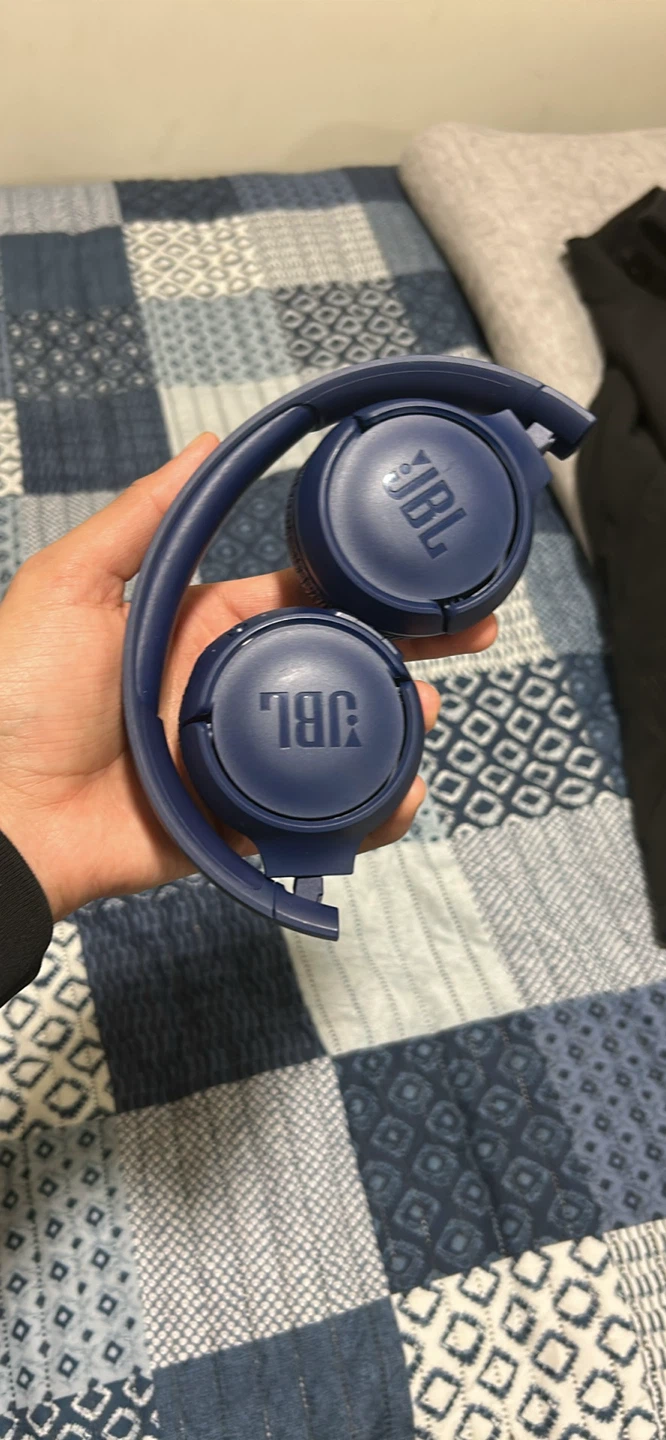 JBL Tune 520BT Blue Bluetooth Headphones - photo 2