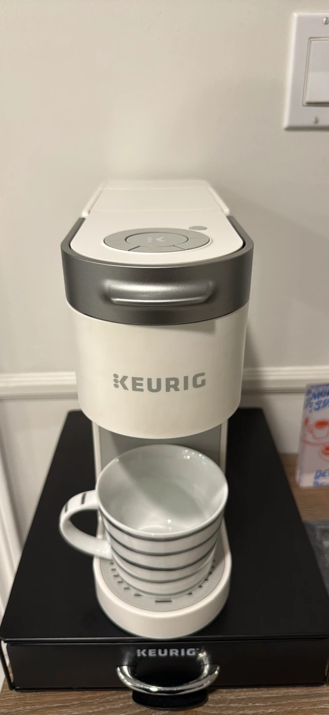 Keurig Single Serve Coffee Maker - photo 3