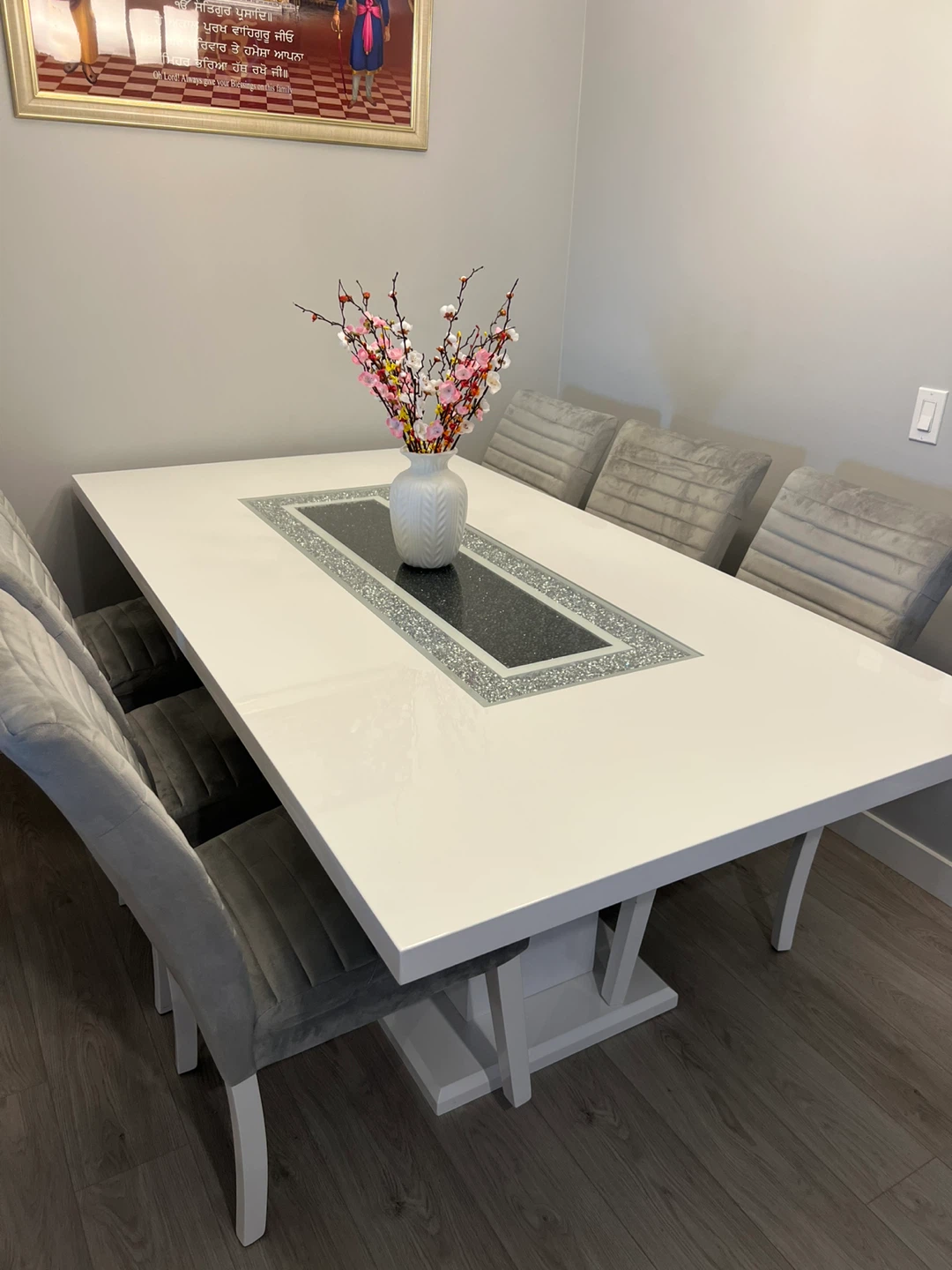 Dining Table with 6 Grey Velvet Chairs