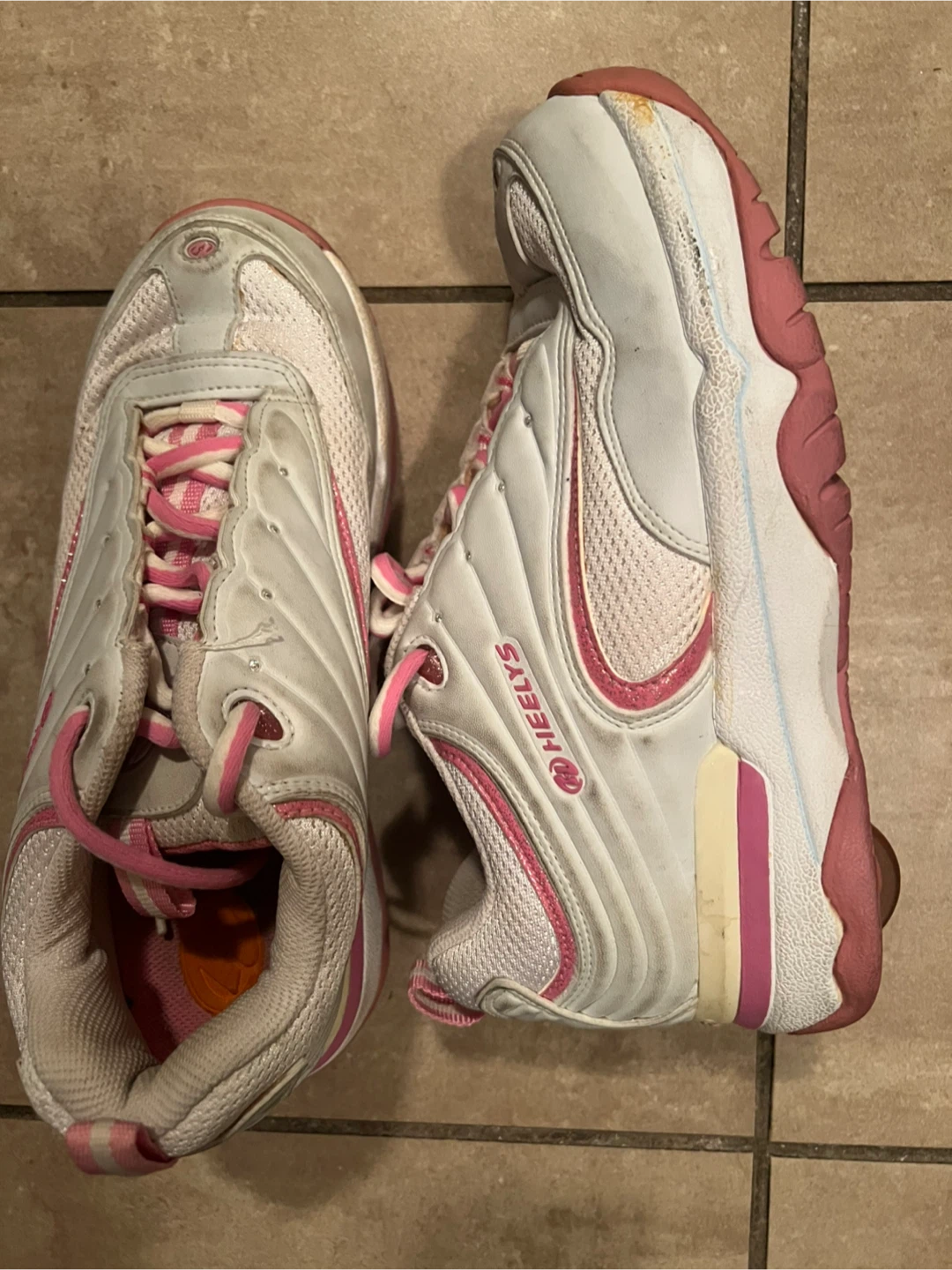 Heelys Roller Shoes - White & Pink