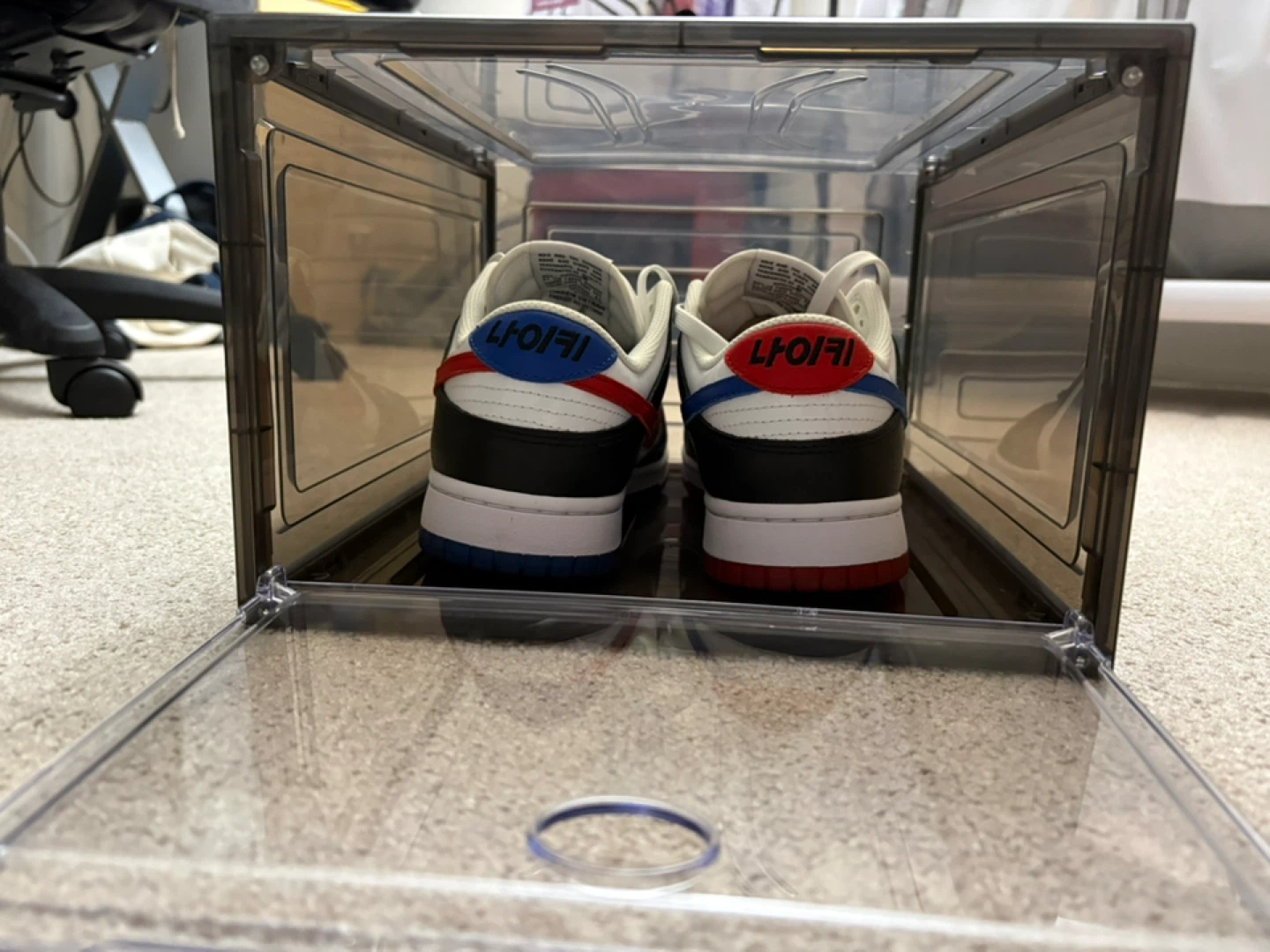Nike Dunk Low Seoul Shoes - photo 3