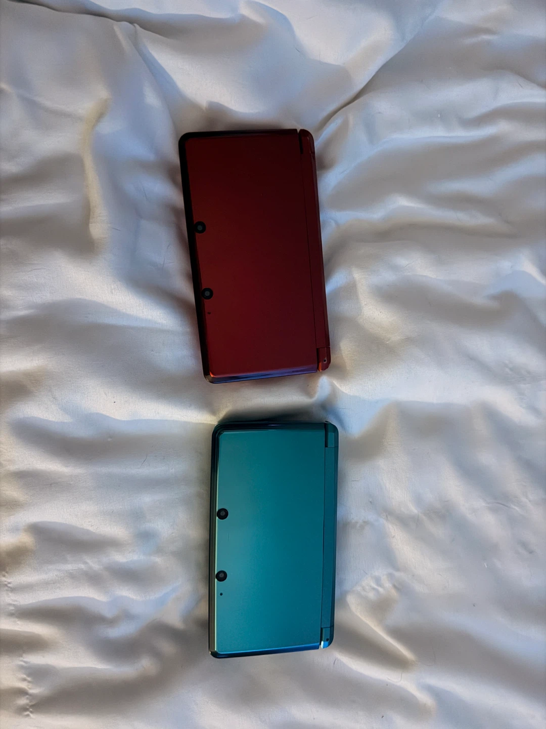 Nintendo 3DS Red and Blue - photo 2