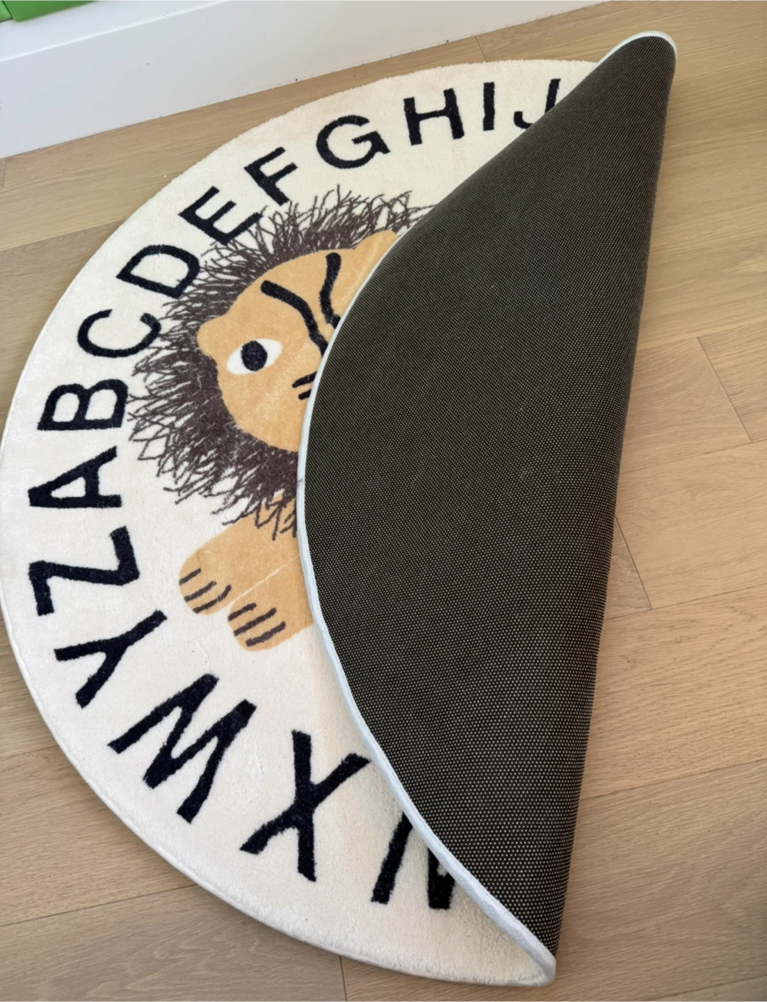 Brand New Kid’s Rug - 1200mm - photo 2