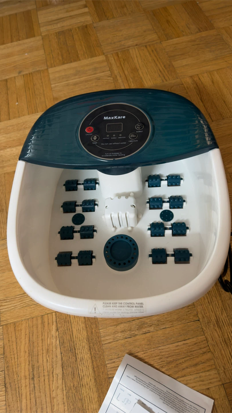 MaxKare Foot Spa Massager with Heat & Bubbles - photo 2