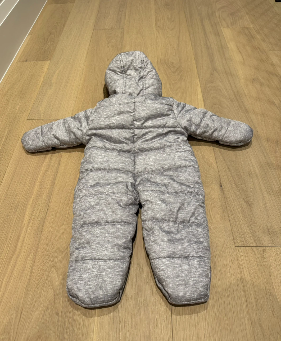 OshKosh B'gosh Baby Snowsuit - photo 2