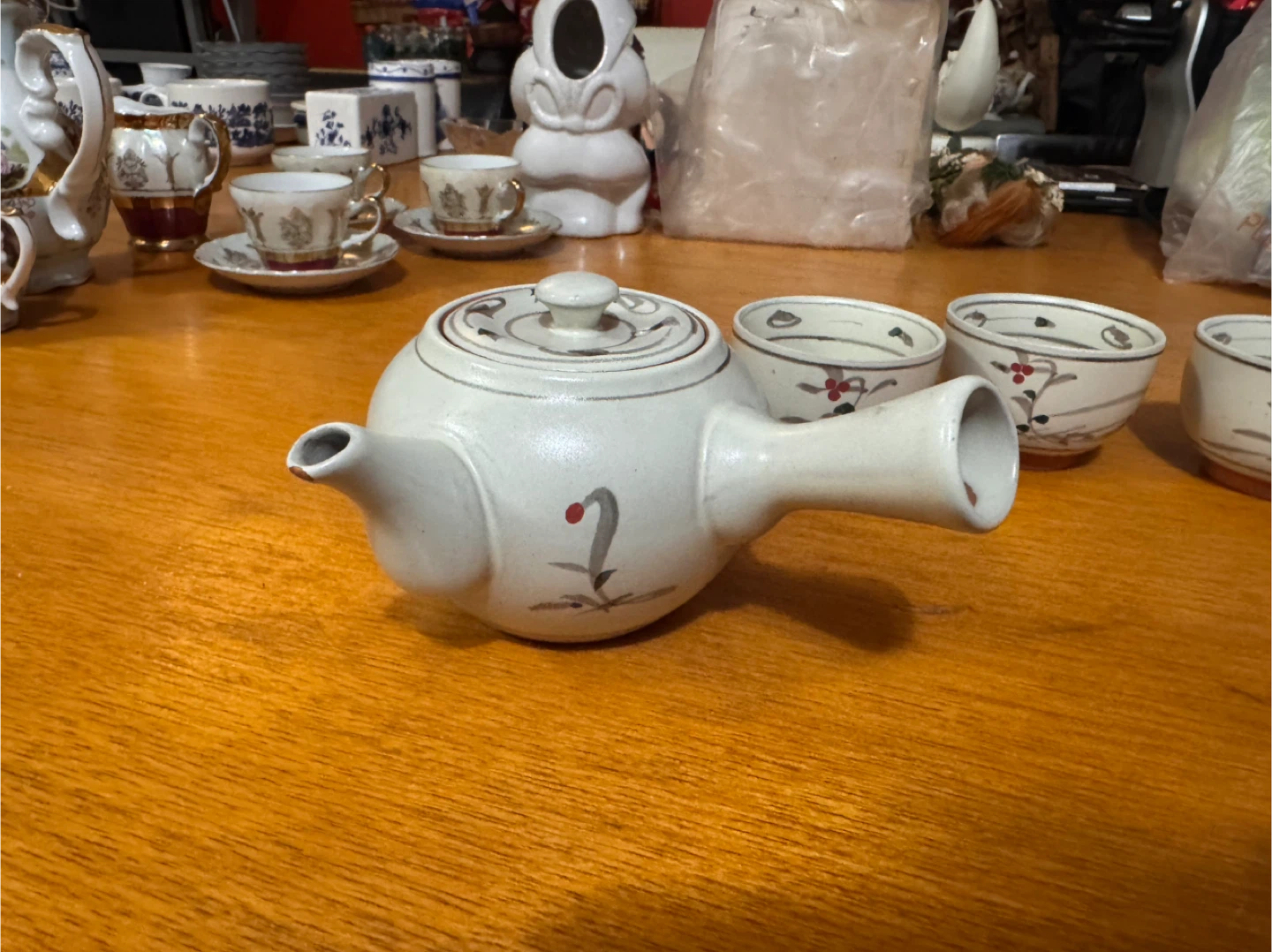 Valentine Sale! Vintage Tea Set with Teapot & Cups 🥕 - photo 4