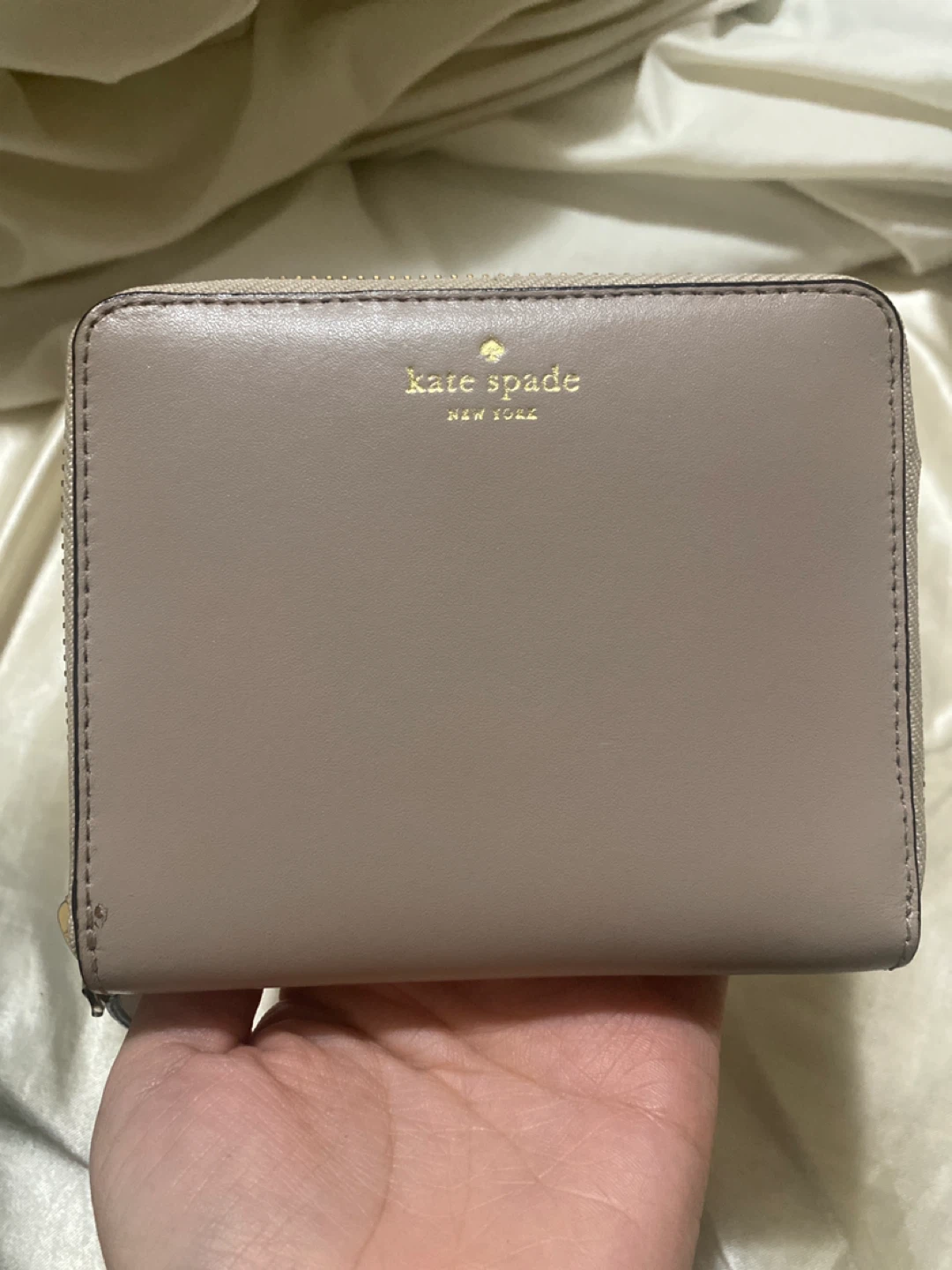 Kate Spade Zip Around Wallet