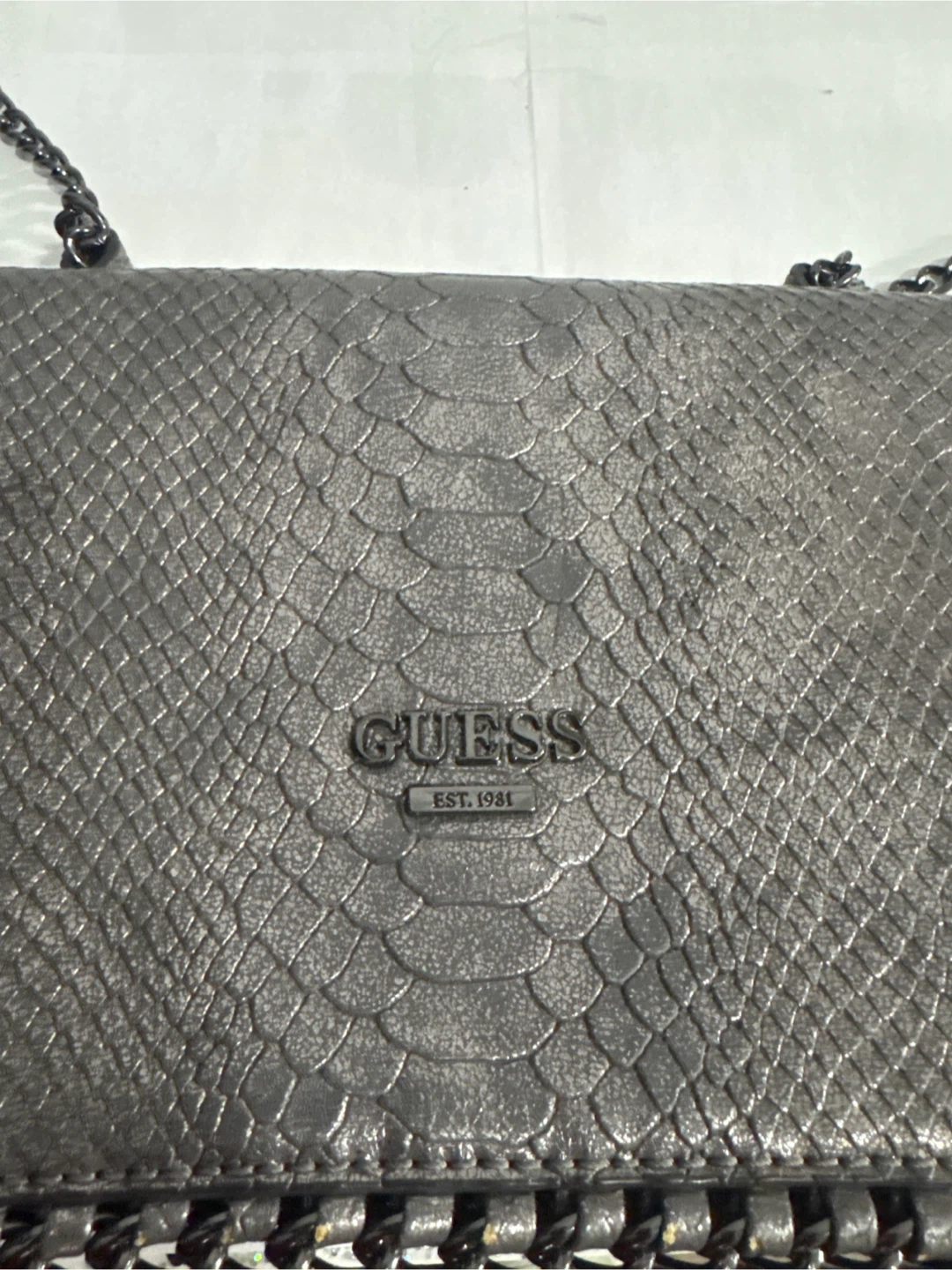 Guess Silver Snakeskin Chain Bag - photo 2