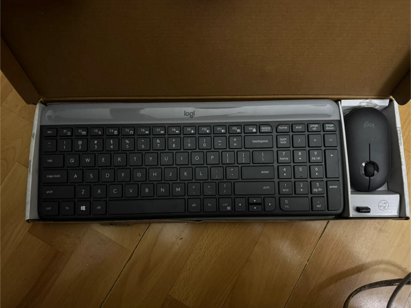 Logitech wireless keyboard & mouse combo - still new