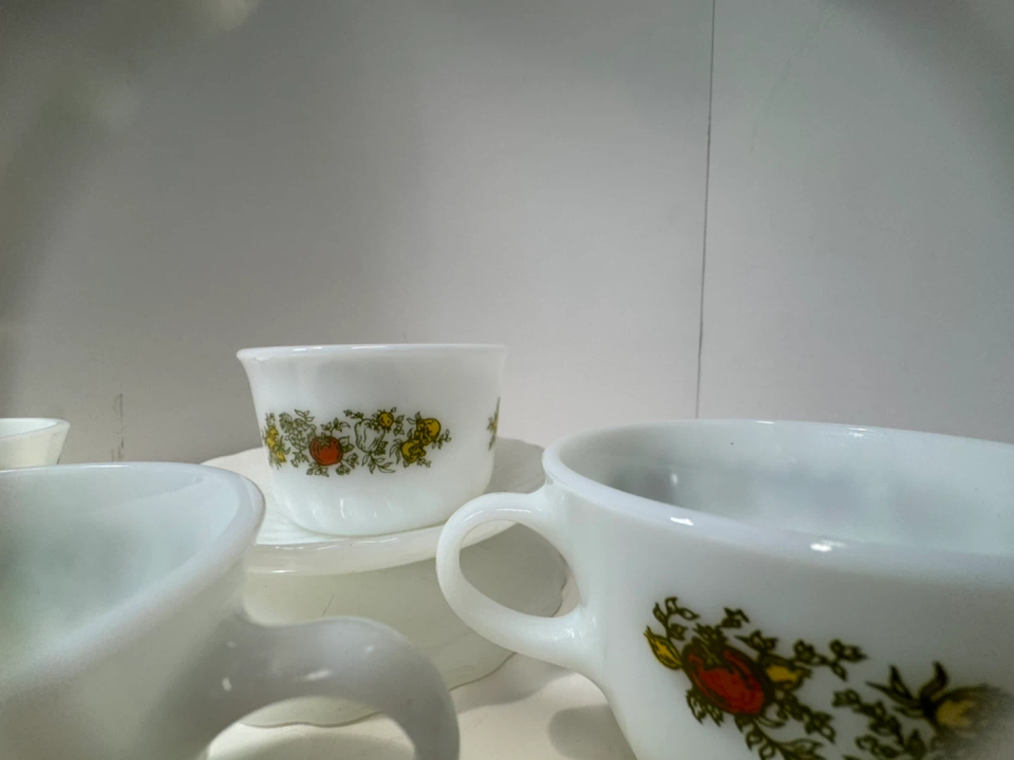 VINTAGE Pyrex "Spice of Life" milk glass coffee mugs. - photo 5