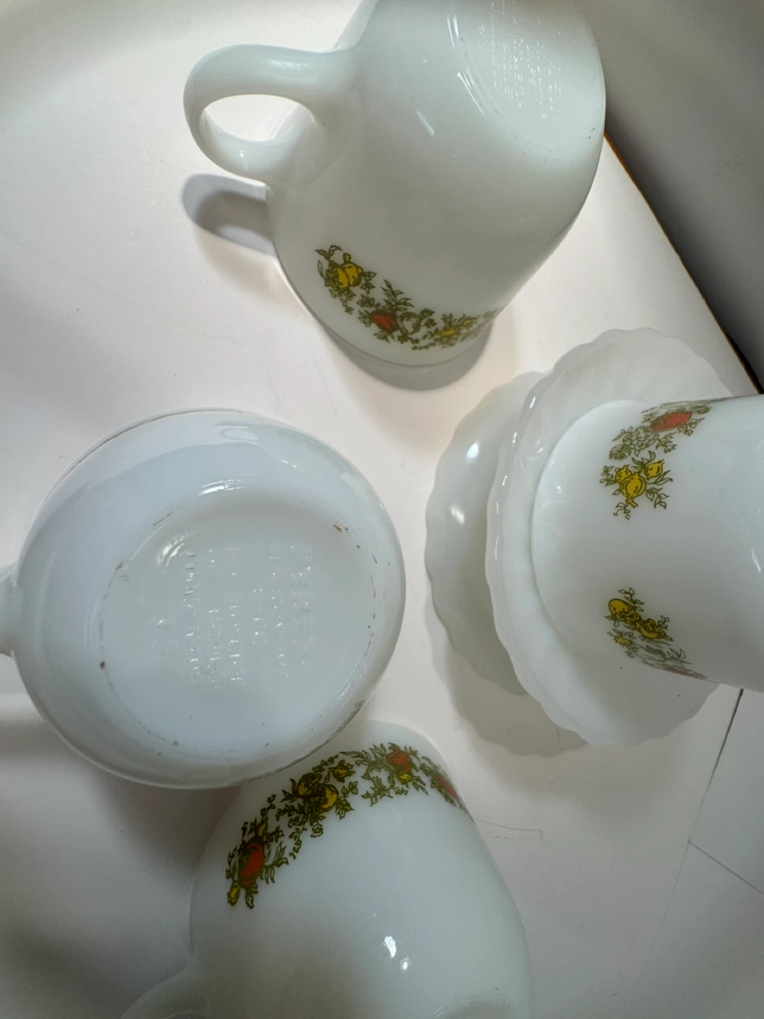 VINTAGE Pyrex "Spice of Life" milk glass coffee mugs. - photo 3