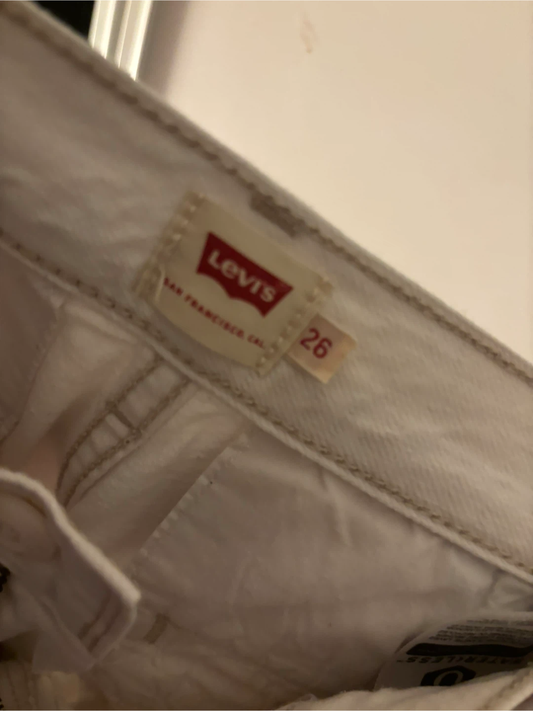 Levi's White Cargo Pants - Size 26 - photo 3