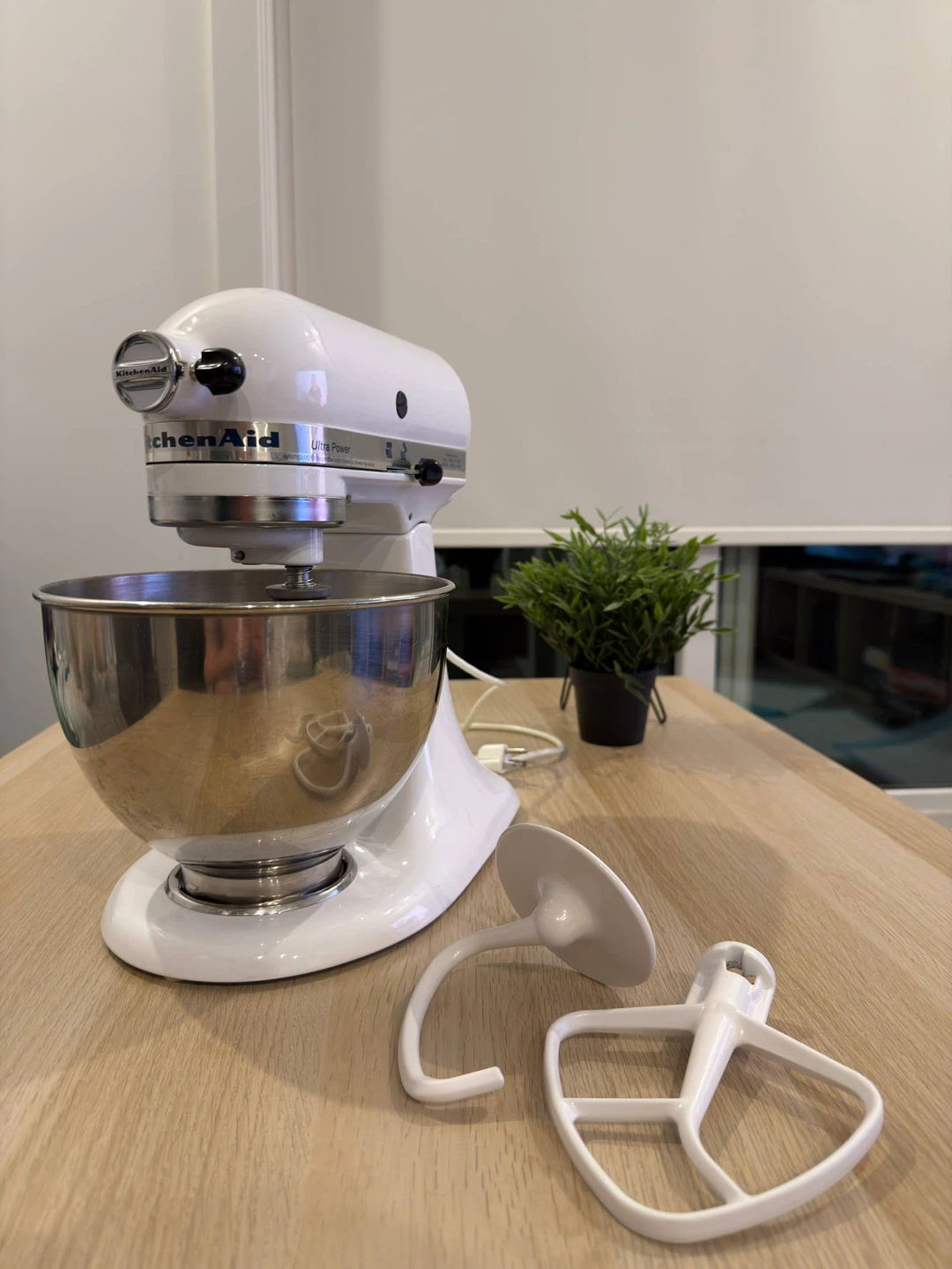 KitchenAid Ultra Power Stand Mixer - White