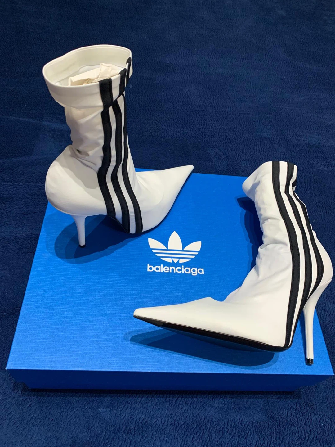 Adidas x Balenciaga White Heeled Ankle Boots - Size 37 - photo 4