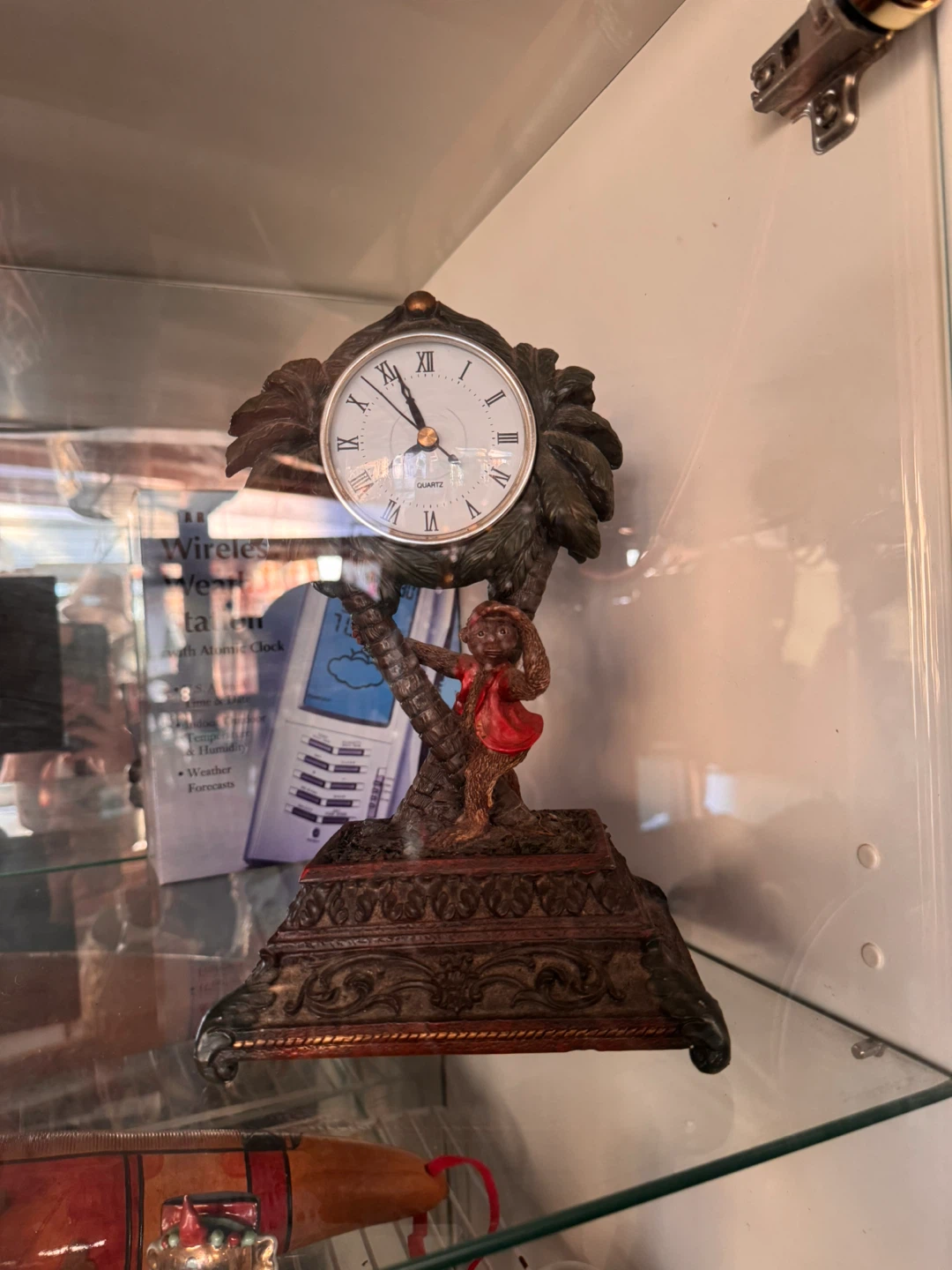 Monkey Palm Tree Quartz Clock 🥕