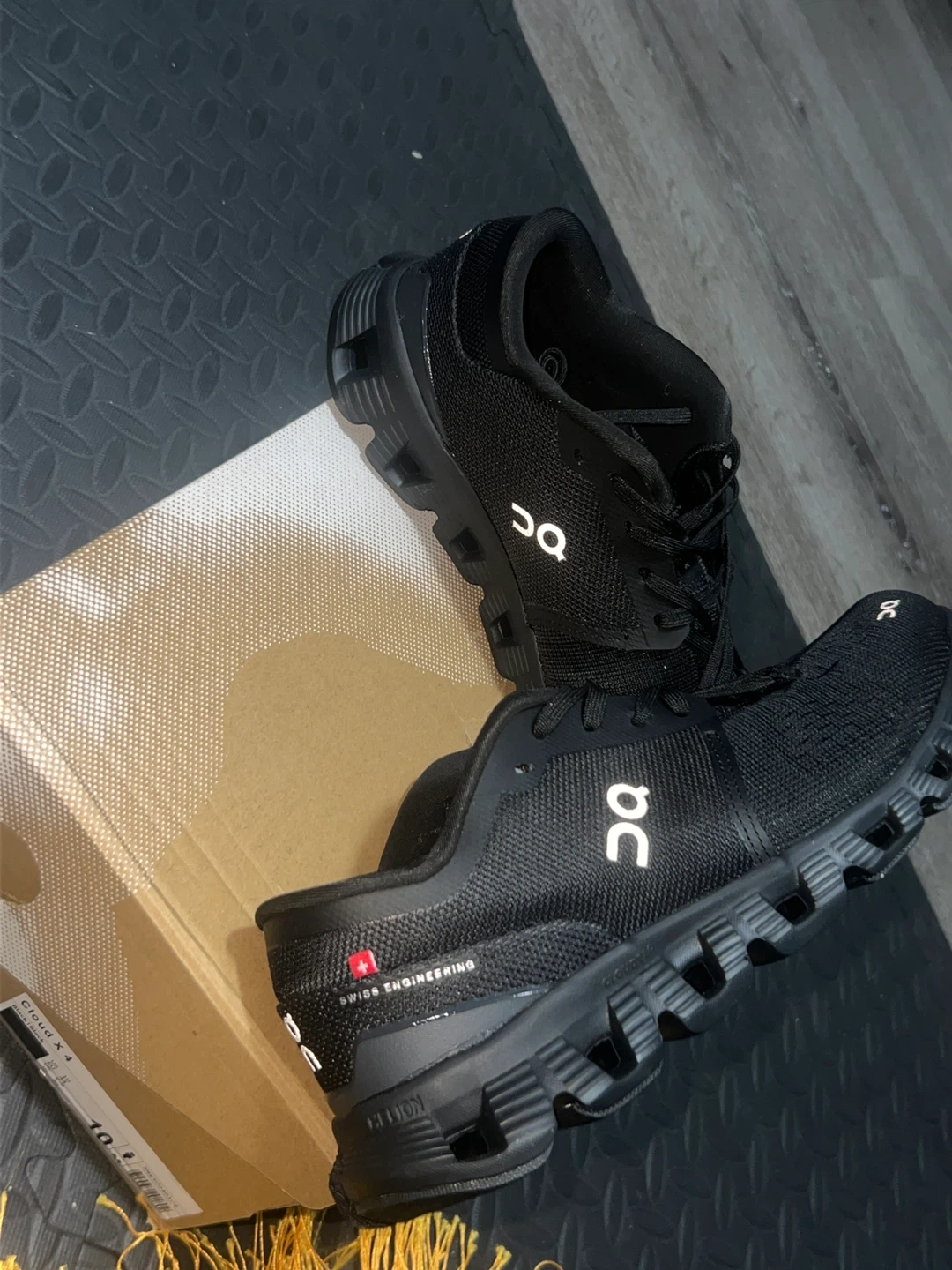 On Cloud X Black Running Shoes - Size 10 US